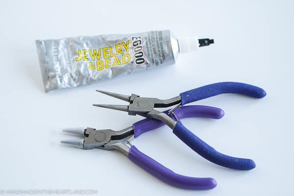jewelry pliers and jewelry glue used, both are tools used to make polymer clay earrings
