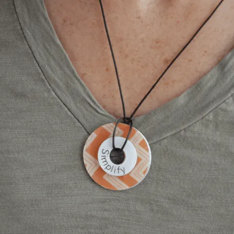 Easy DIY Washer Necklace, simple and inexpensive craft