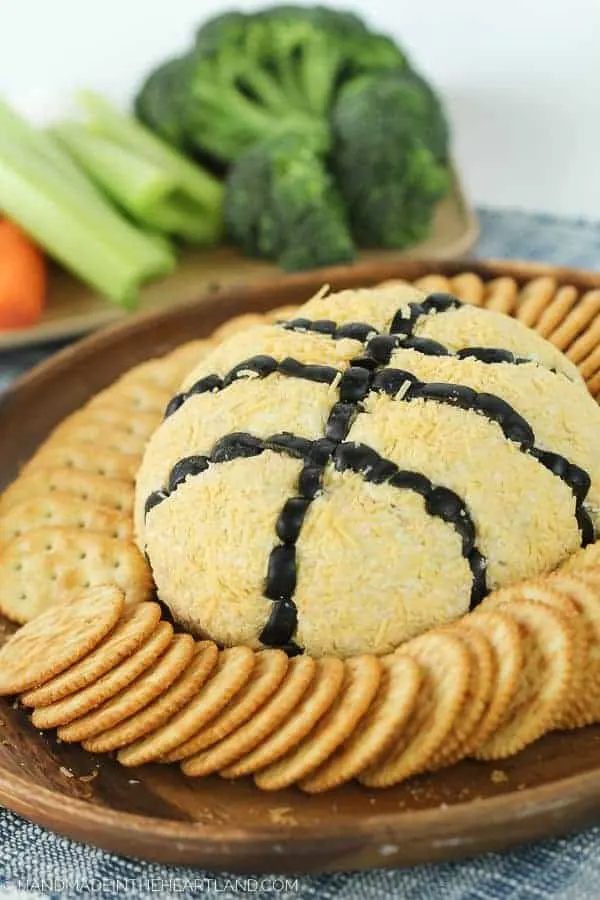 Basketball French Onion Cheeseball