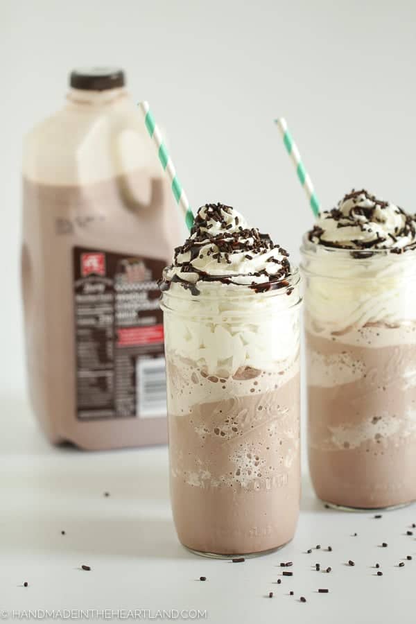 Easy recipe for making frozen hot chocolate at home!