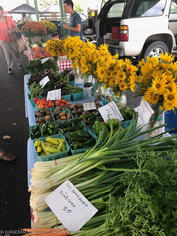 Overland Park Farmers' Market (10 of 14) Handmade in the Heartland