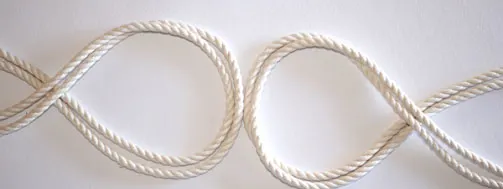 Step 1 to tie a nautical knot