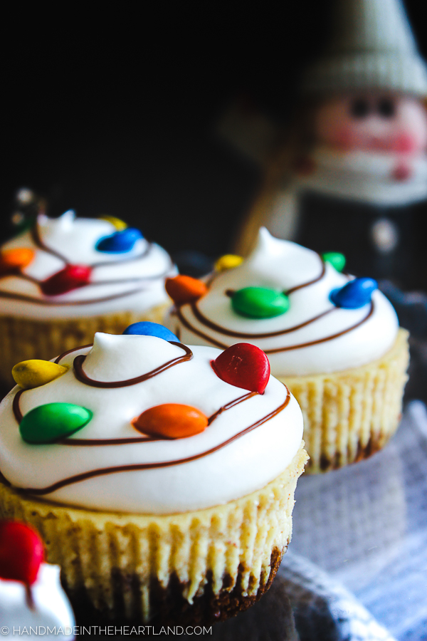 Christmas eggnog cheesecake cupcakes