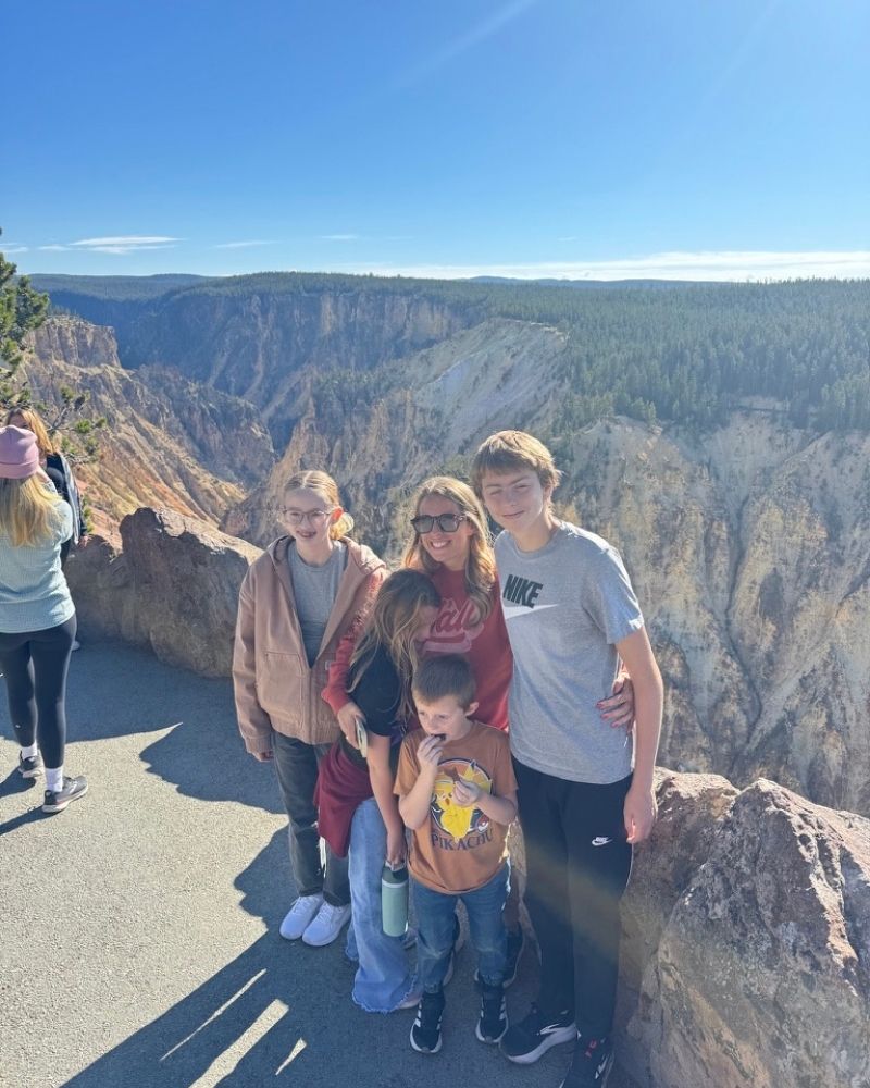 Mom and kids at the Main viewing point in Yellowstone